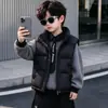 Conjunto Quente de Inverno para Meninos 2026 Novo Estilo Crianças Médias e Grandes Estilo Refrescante Pequeno Cavalheiro Colete de Algodão Moletom Conjunto de Três Peças Estilo Inverno