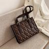 Bolso de hombro elegante versátil de gran capacidad para mujer 2021 nuevo de moda otoño e invierno, bolso tote portátil de moda Net red