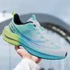 Zapatos casuales para hombre de comercio exterior, zapatillas para correr con placa de carbono, zapatos de malla de otoño de suela ultra ligera y suave, zapatillas deportivas para exámenes físicos de estudiantes de secundaria, talla grande 48