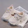 2026 Nuevo Modelo Zapatos de Papá de Mariposa para Niñas Zapatillas Casuales Infantiles de Suela Suave Antideslizantes con Cordones, Strass y Velcro