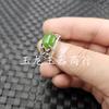 Set de tres piezas de Jade de Taiwán pulsera de superficie de huevo verde anillo de jade de boca abierta verde esmeralda aretes de tachuelas de diamante verde