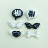 Alas Negras Hueso Blanco Brillante Mini tamaño pequeño Resina Accesorios Pegamento Cremoso Funda de Teléfono Pasador Pendientes Blancos y Negros