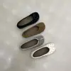 CHICGIRLVintage Camurça Bolinhas Sola Macia Baixa Versátil Sapatilha Mary Jane para Mulheres com Design de Bico Dividido