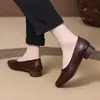 Zapatos de suela blanda poco profundos de cuero suave para mujer para comercio exterior transfronterizo, nuevo estilo de otoño, suela blanda simple, tacón grueso, retro, cómodos, zapatos casuales para mamá