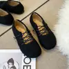 Sapatos Mary Jane de pelo estilo retrô da moda para mulheres, coleção outono/inverno 2026, sapatos de pelúcia slip-on bico redondo