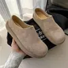 Novos Sapatos Masculinos Primavera e Verão 2026 Sapatos Casuais Vazados de Malha Respirável Sapatos de Malha Sapatos de Tecido Solado Macio Sapatos Esportivos Sapatos de Corrida Simples