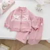 Conjunto de Outono com Laço para Meninas Estiloso Fashion 2024 Novo Estilo Coreano Conjunto Casual de Duas Peças para Bebês e Crianças