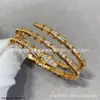 Pulsera elástica en forma de serpiente Baojia para mujer, chapada en oro rosa de 18 quilates, exquisitamente elaborada con diseño de hueso de serpiente de diamantes completos, ajustable