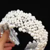 Diadema Hecha a Mano con Perlas Artificiales de Ala Ancha, Accesorio para el Cabello con Perlas Falsas, Pinza para el Cabello Versátil, Accesorio de Diadema de Moda y Sencillo