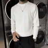 Suéter de cuello alto medio para hombre, Nuevo Otoño/Invierno Color Sólido Tejido Básico, Camisa Base Simple Ajustada para Negocios