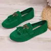 Sapatos de Bico Redondo Europeus e Americanos Cruzados para Uso Diário Sapatos Cruzados Femininos com Franjas 2026 Salto Baixo Leve Tamanho Grande Novos Mocassins Atacado Tamanho Grande