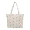 Colección de verano 2026: bolso de hombro para mujer elegante y moderno, con un diseño único, estética minimalista, materiales de alta calidad y un bolso tote de gran capacidad