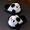 Pantuflas de algodón para niños con diseño de panda, unisex, para uso en interiores y en casa, nuevo estilo 2026, de felpa, otoño/invierno, diseño de caricatura lindo
