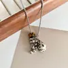 Nuevo Collar de Cadena de Uva con Piedra Ojo de Tigre para Mujer Diseño de Nicho Retro Lujo Ligero Moda Cadena para el Cuello Versátil Cadena para la Clavícula