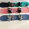 Estante de almacenamiento para tablas de esquí de una y doble tabla Soporte de pared para snowboard Estante de almacenamiento Estante colgante para snowboard Estante de exhibición Estante para patinetas