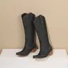 Zapatos de tacón medio para mujer Zapatos de tela Fideos de tela Comercio exterior Botas de cowboy con remaches de manga Europeas y americanas Botas de cuero Punta fina Botas de moda para mujer Negro