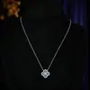 Conjunto de Collar y Pendientes de Trébol con Piedras Preciosas de Lujo Ligero, Cadena para Clavícula Completa de Diamante de Lujo Ligero, Accesorios Versátiles de Circonita de Alta Gama para Mujer