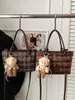 Lindo Diseño de Nicho Bolso de Mano Grande de Cuadros Moda Otoño e Invierno 2025 para Mujer Bolso Cruzado Casual Versátil
