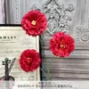 Flor artificial de simulación roja, flor artificial terminada, arreglo floral para boda, flor de paisajismo, sentido avanzado, arreglo floral para sala de estar, adornos