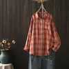Camisa xadrez retrô para mulheres, de manga comprida, modelagem solta, com gola de lapela, camisa de algodão versátil, peça externa para primavera e outono, top de estilo casual