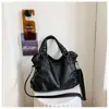 Bolso de Gran Capacidad para Otoño e Invierno para Mujer 2023 Estilo Nuevo Bolso de Trabajo y para Viajes Diarios Bolso Tote de un Solo Hombro Bolso Cruzado Versátil