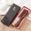 Peine de Madera Tallada de Sándalo Rojo Natural con Mango Largo, Peine de Dientes Anchos, Caja de Regalo, Reunión Anual, Regalo del 38º Festival, Peine Masajeador para Mujeres