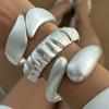 Pulsera de primavera plisada geométrica con estilo ins de joyería transfronteriza de Europa y Estados Unidos, pulsera de gota de agua de superficie ancha con personalidad