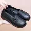 Zapatos Blancos Grulla Mamá Zapatos de Cuero Cuero Genuino Suela Suave Zapatos para Personas Mayores Abuela Fondo Plano Antideslizante Zapatos para Mujeres de Mediana Edad y Mayores Individual