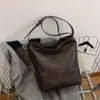 2024 Nuevo Bolso de Gran Capacidad para Mujer Otoño e Invierno Senmeng Casual Cruzado Diseño Nicho Cuero Suave Bolso Tote para Viaje