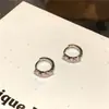 Pendientes de Mariposa de Moda con un Diseño Único, Populares en Redes Sociales, Pendientes de Botón y Aros de Moda de Nicho, Sensación de Alta Gama, Nuevos Pendientes de Borla 2026