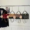Bolsa Tote Satchel Elegante de Luxo Acessível Estilo Tweed para Mulheres Moda Outono Inicial Acolchoada com Corrente Bolsa de Ombro Único Transversal de Alta Qualidade