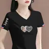 Camiseta de Manga Corta con Cuello en V para Mujer de Comercio Exterior con Descuento, Estilo Coreano, Moderna, Corte Holgado, Adelgazante, Casual, Top de Moda
