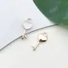 1 Pingente Branco com Gotejamento de Óleo, Pingente Pequeno para Pulseira e Colar, Acessório de Chaveiro DIY Feito à Mão Venda por Atacado