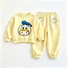 Nuevos conjuntos de sudadera casual con forro polar y temática de dibujos animados para niños y niñas, un elegante atuendo de dos piezas para bebés, perfecto para otoño e invierno