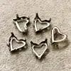 Soporte de Base de Cobre con Garras Huecas Color K Blanco con Agujeros Laterales, Soporte de Garra Hueca, Soporte para Diamantes, Accesorios para Manualidades para Coser Ropa, Bolsos, Zapatos