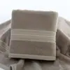 Toalla de Algodón Puro Toalla de Baño Toalla Facial Toalla Bordada Regalo Caja de Regalo Toalla Logo de Toalla Fabricante Mayorista