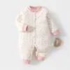 Ropa de bebé de tela Clase A estilo otoño e invierno 40g algodón fino mameluco de bebé costura sin huesos nuevo estilo traje para gatear