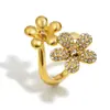 Moda Europea y Americana de Diseño de Nicho Joyería de Mano Acero Inoxidable Chapado en Oro de 18K Anillo de Flor Grande y Pequeña con Circonita Lujo Accesible para Mujeres