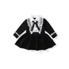 Novo produto de outono da fábrica de roupas infantis: Vestido francês estilo college com gola de renda para meninas, estilo Hepburn, para primavera e outono