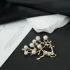 Broche de cervatillo moda broche de alta gama diamantes de imitación hebilla para bufanda de seda anti-deslizamiento accesorios de corsage de cristal joyería de perlas venta al por mayor