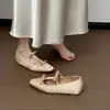 Primer Encuentro con Ji Xiaoxiang: Zapatos Planos para Mujer con Tacón Oculto, Nueva Colección Otoño 2026, Versátiles Mary Janes Planos para Combinar con Faldas