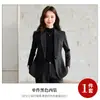 Elegante terno feminino cinza para o outono, traje de negócios profissional, uniforme de trabalho para gerente de hotel