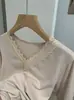 KEKEZOON Camiseta de manga larga básica de color liso, cálida y versátil, con cuello en V y ribete de encaje, forro polar de doble cara 8801