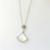 Colar de vida de concha com pedra de zircônia concha feminino presente criativo presente de aniversário de nicho para namorada esposa