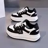 Zapatos de mujer, nuevas zapatillas blancas populares transpirables de otoño, de suela gruesa, que aumentan la altura, cómodos, versátiles, zapatos casuales, zapatillas 8503