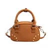 Bolso Pequeño Retro de Mano para Mujer 2025 Nuevo Bolso de Bolos de Gama Alta de Nicho Bolso de Hombro Único Cruzado de Moda