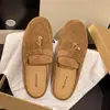 2026 Baotou Pantuflas para Mujer Estilo Retro al Aire Libre Borla Versátil Nuevo Casual Slip-on Mocasines de Otoño Persona Perezosa