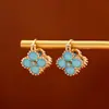 Suministro Directo de Fábrica Pendientes de Trébol de Cuatro Hojas Azules Moda de Gama Alta Pequeño Aroma Dulce Fresco Estilo Hada Pendientes