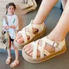 Zapatos de Playa Suaves para Niñas 2026 Nuevas Llegadas de Verano Tallas Medianas y Grandes Versión Estudiante Zapatos para Bebé Sandalias Casuales