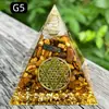 Pirâmide de bola de cristal natural de 8cm Ornamento de mesa de escritório europeu e americano Artesanato de pirâmide de resina para yoga e meditação